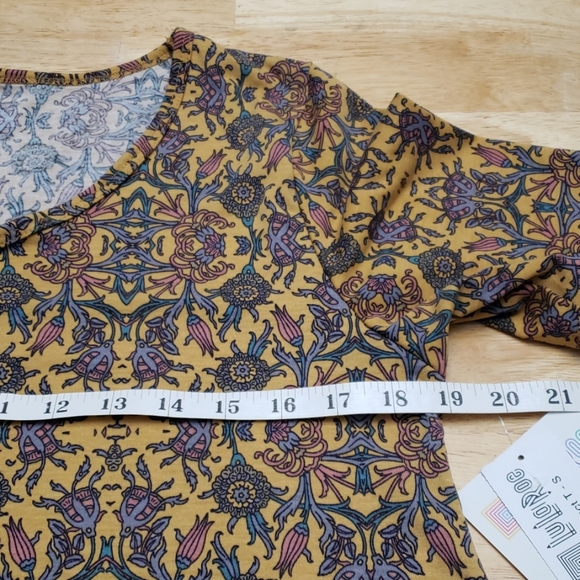 2/$15 - Lularoe Perfect T - Picture 6 of 8